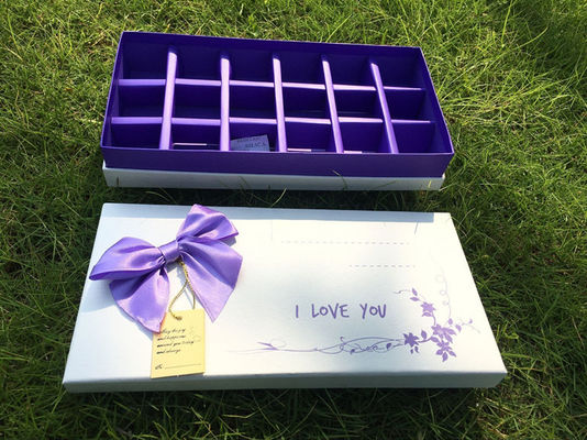 Gepersonaliseerde lege stijve papieren cadeaubon Chocolade cadeaubon Verpakking voor festival