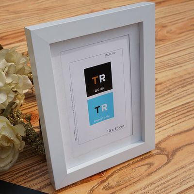 Kleurrijke kunststof fotolijsten Huisversiering 5&quot; 6&quot; 7&quot; 8&quot; 10&quot; 12&quot; 16&quot; A4