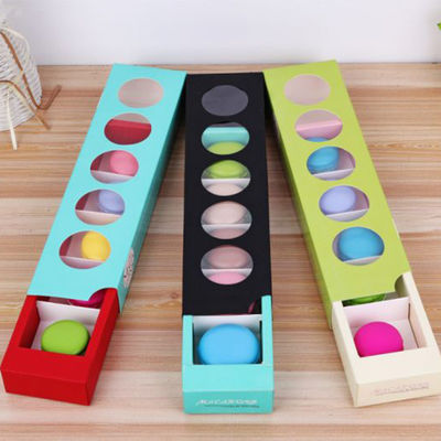 Duurzame en stevige kartonnen cadeauverpakkingsdoos met CMYK-offsetprinting ontworpen voor hoge visuele aantrekkingskracht en bescherming