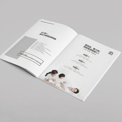 Op maat gemaakte volkleurige brochures, volkleurig boekje drukken voor bruiloft uitvinding