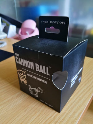 Afdrukken van platte zwarte kanonbal Custom Paper Box Packaging For Children's Ball