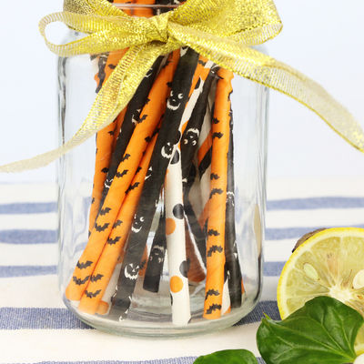 Halloween dag individueel ingepakt papier rietjes drinken wegwerp kleurrijk